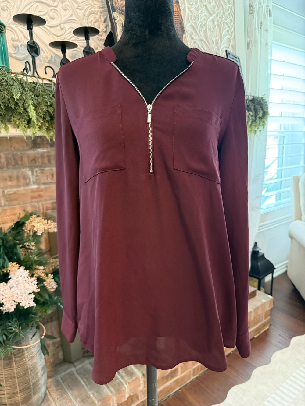 SOHO Jeans New York & Company M Burgundy Zip Front Blouse Utility Pockets Career